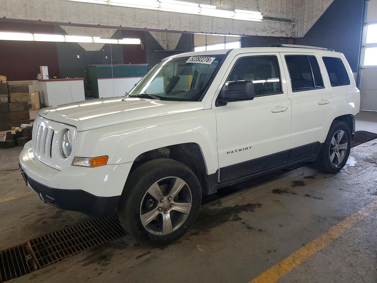 Salvage Jeep Patriot Image