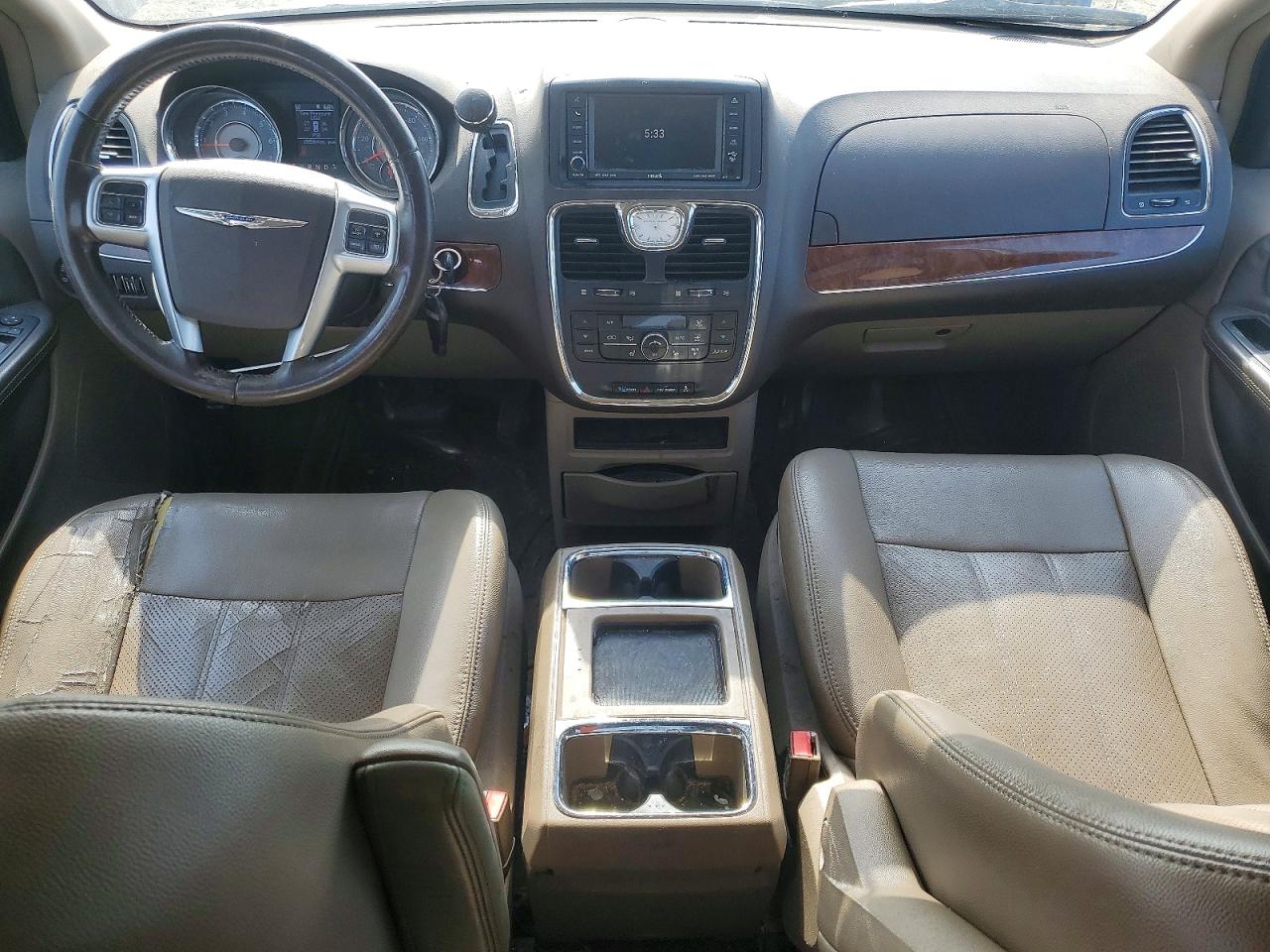 Chrysler Minivan Touring L