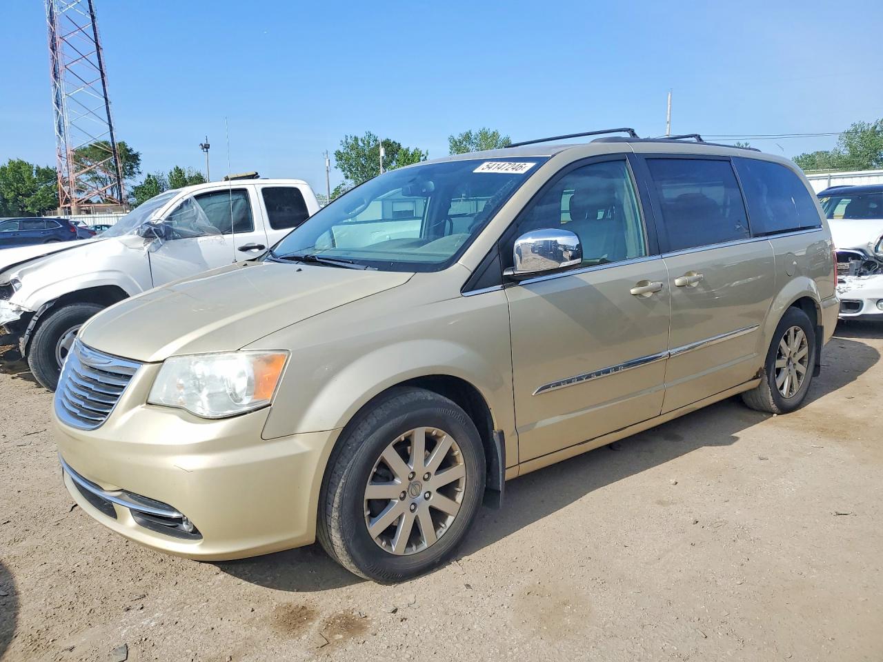 Salvage Chrysler Minivan Image