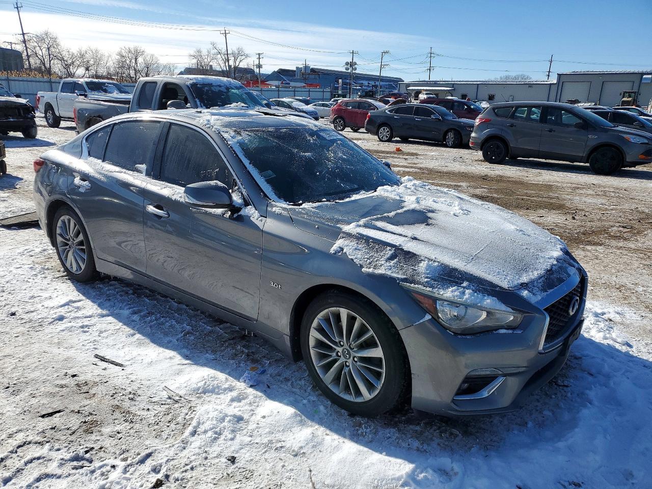 INFINITI Q50 3.0t Luxe