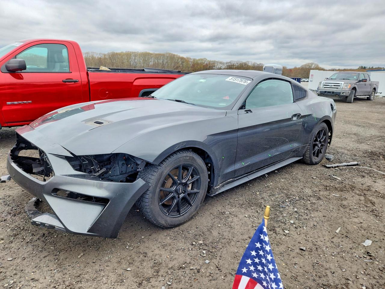 Salvage Ford Mustang Image