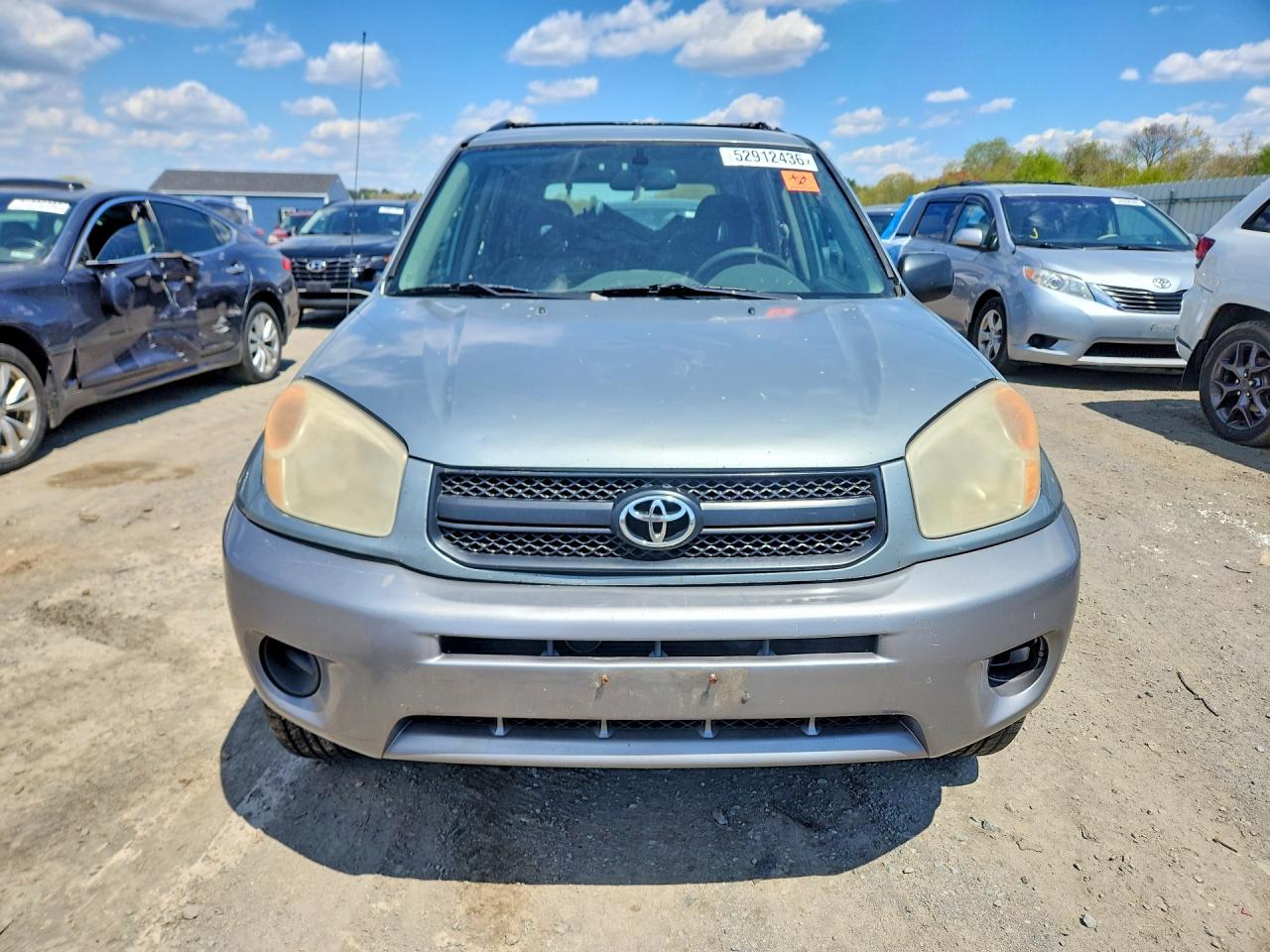 Toyota RAV4 Base