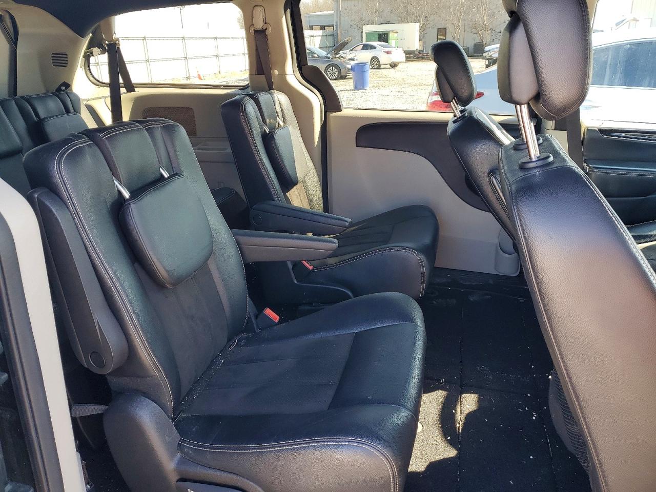 Dodge Caravan Sxt