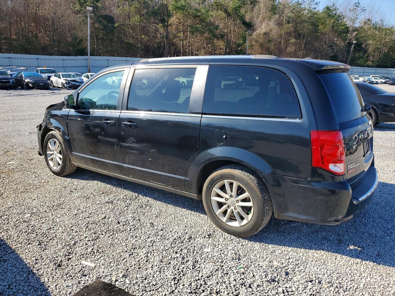 Dodge Caravan Sxt