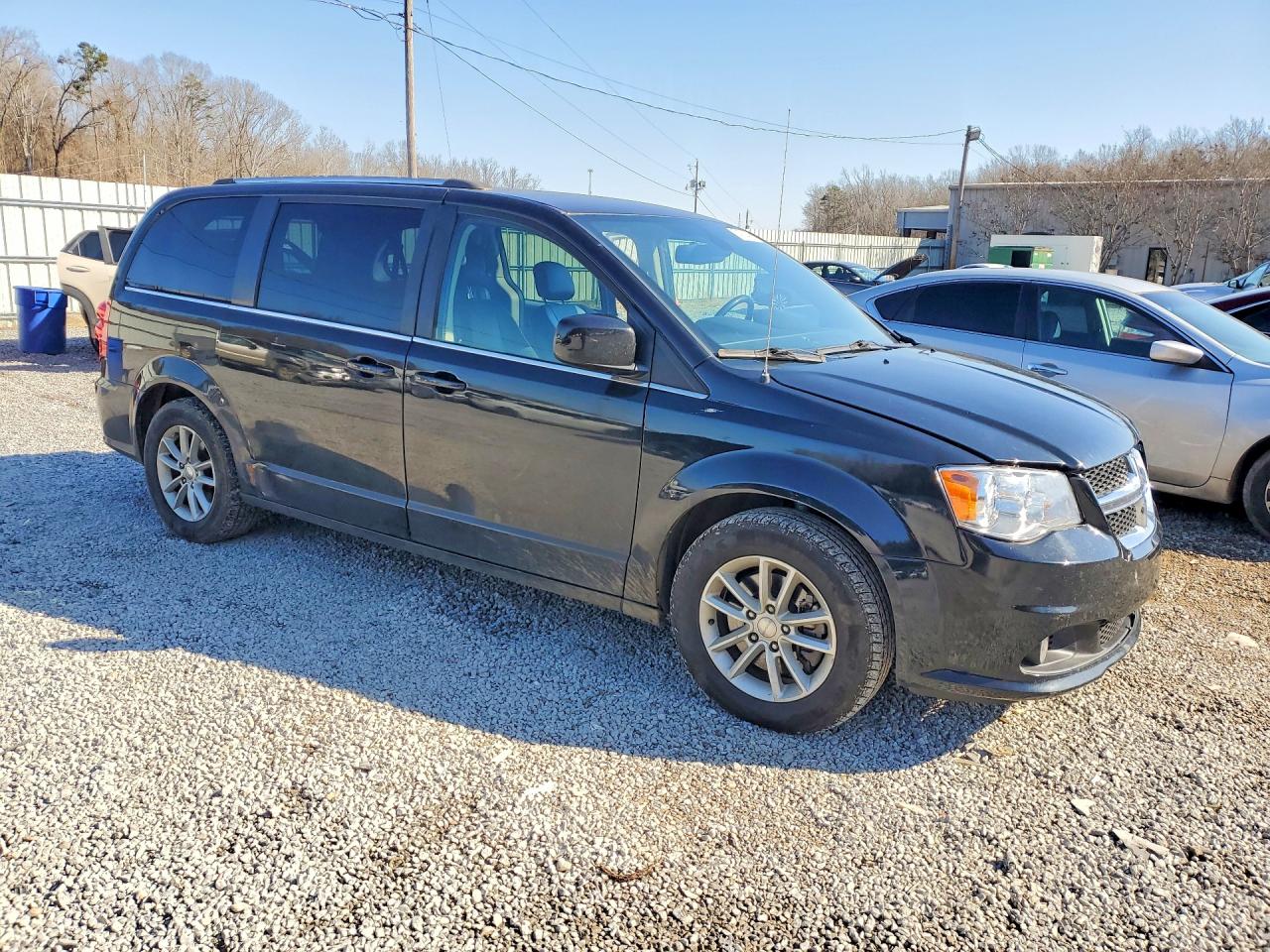 Dodge Caravan Sxt