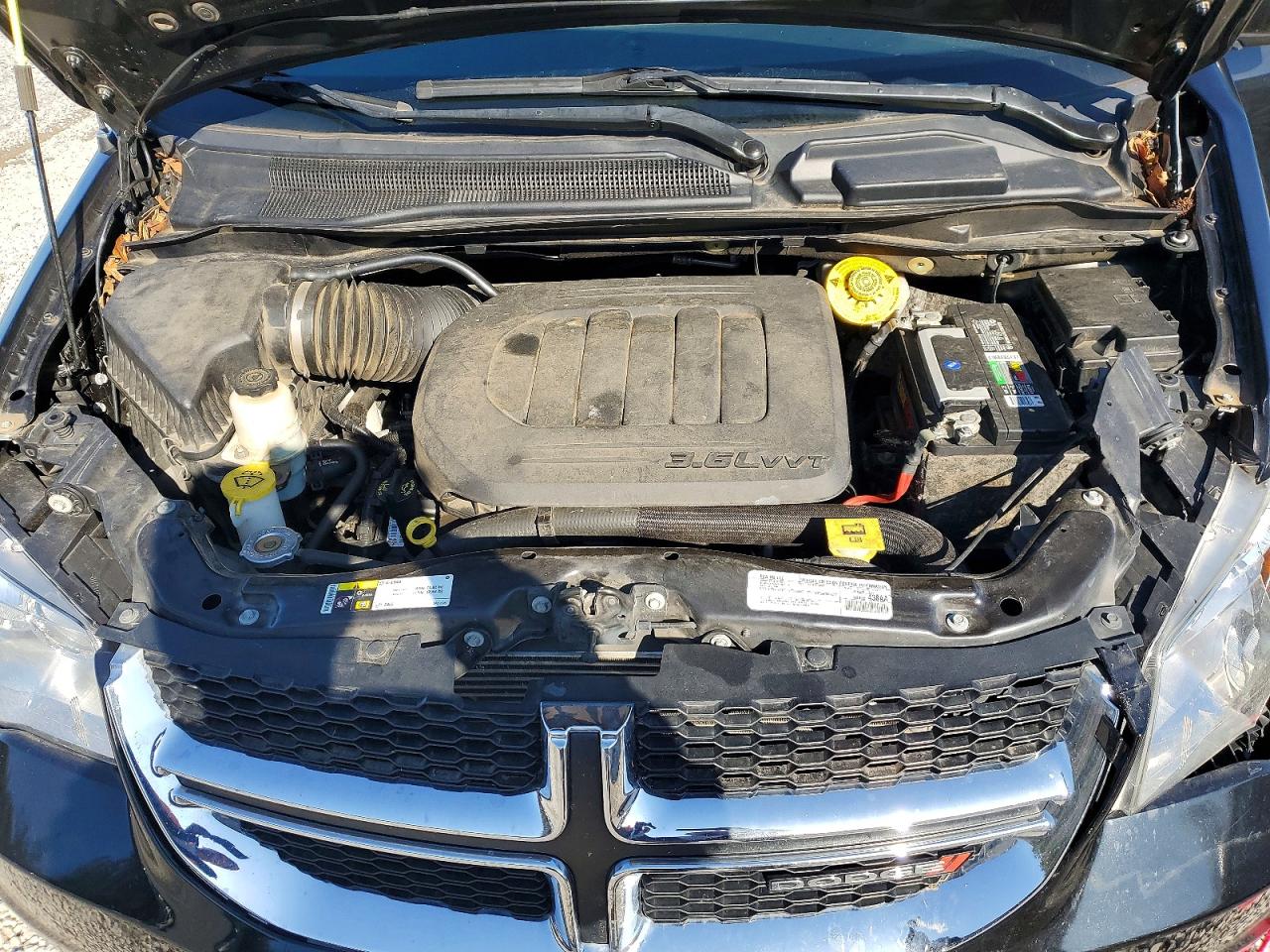Dodge Caravan Sxt