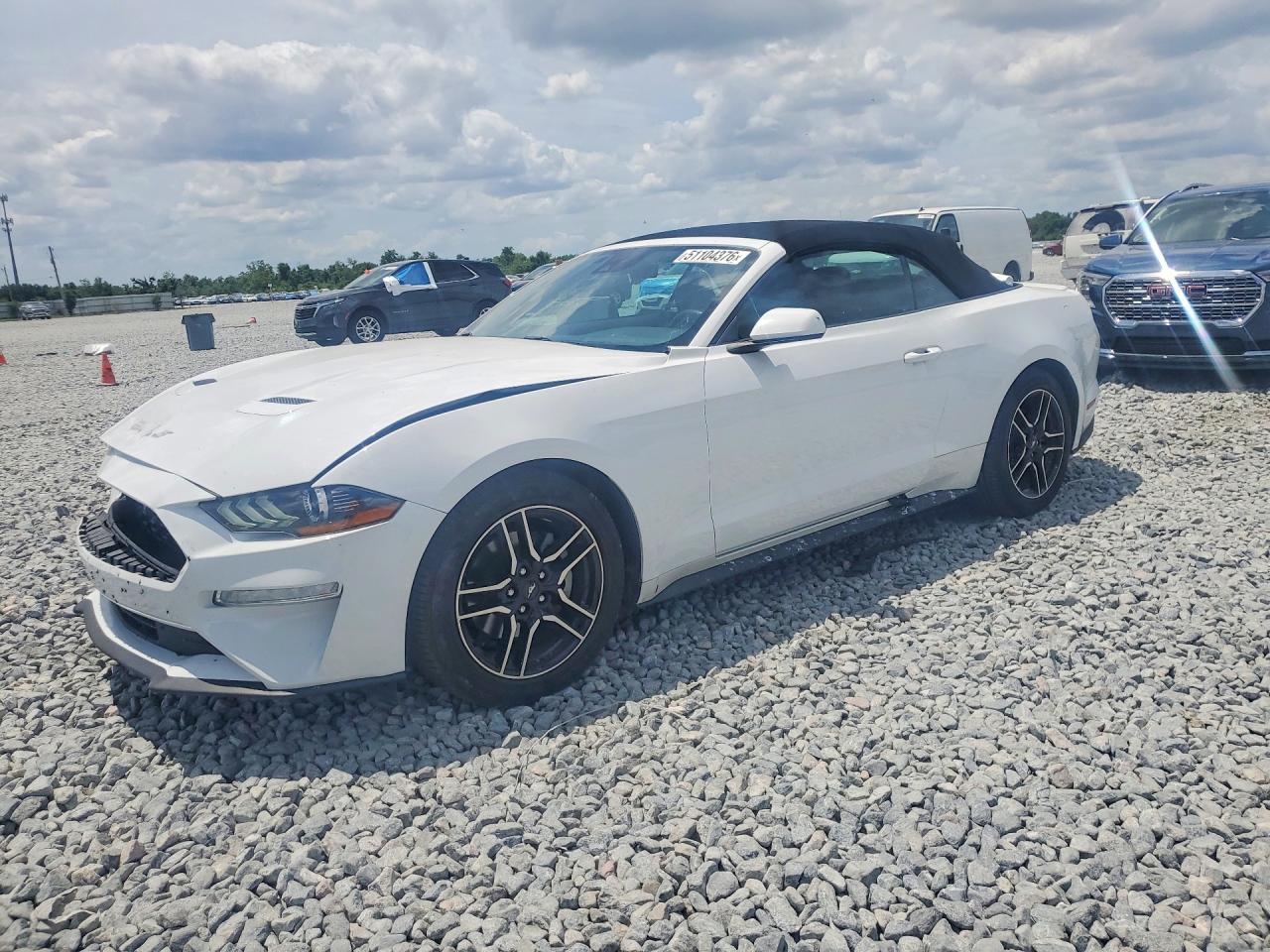 Salvage Ford Mustang Image