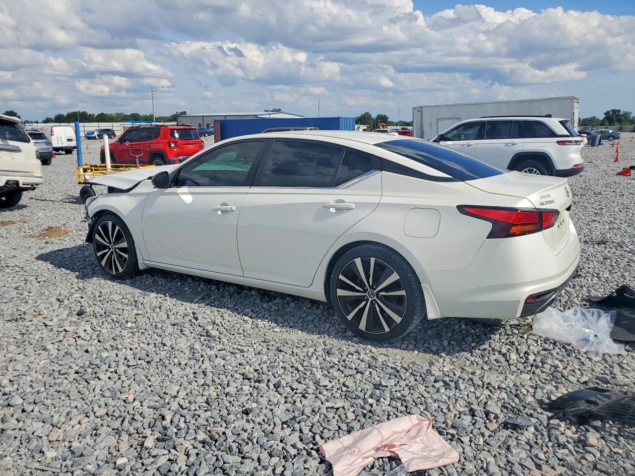 Nissan Altima Sr