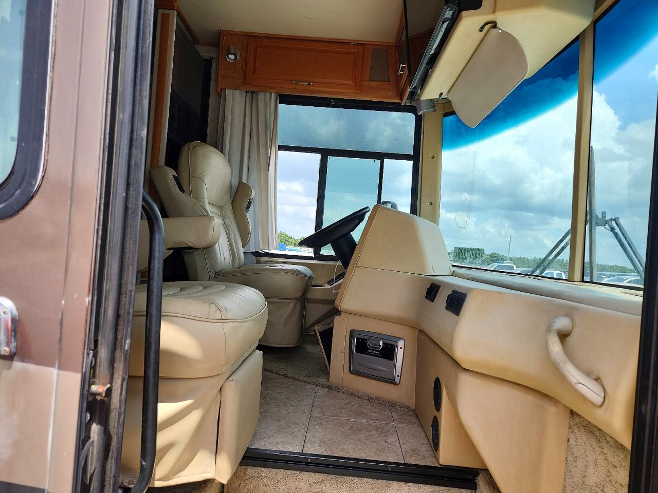 Winnebago Journey