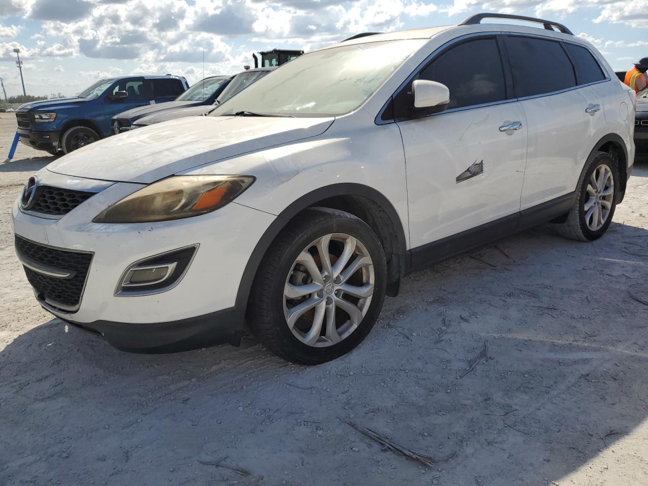 Salvage Mazda Cx Image