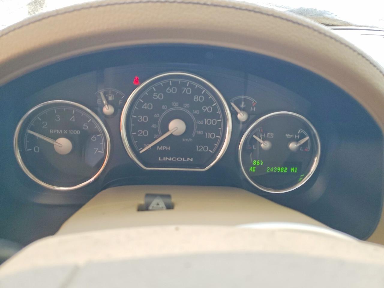 Lincoln Mark LT