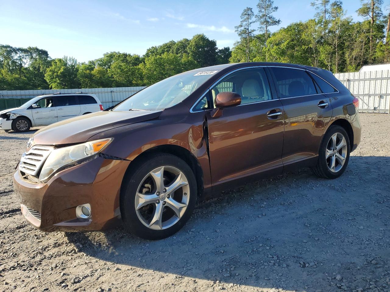 Salvage Toyota Venza Fwd Image