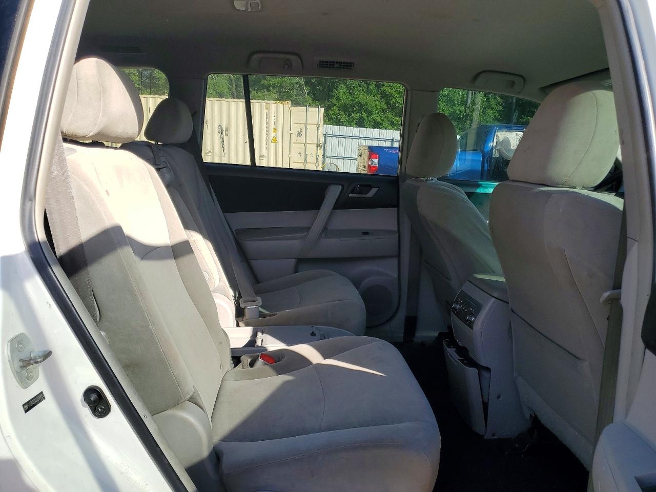 Toyota Highlander Base