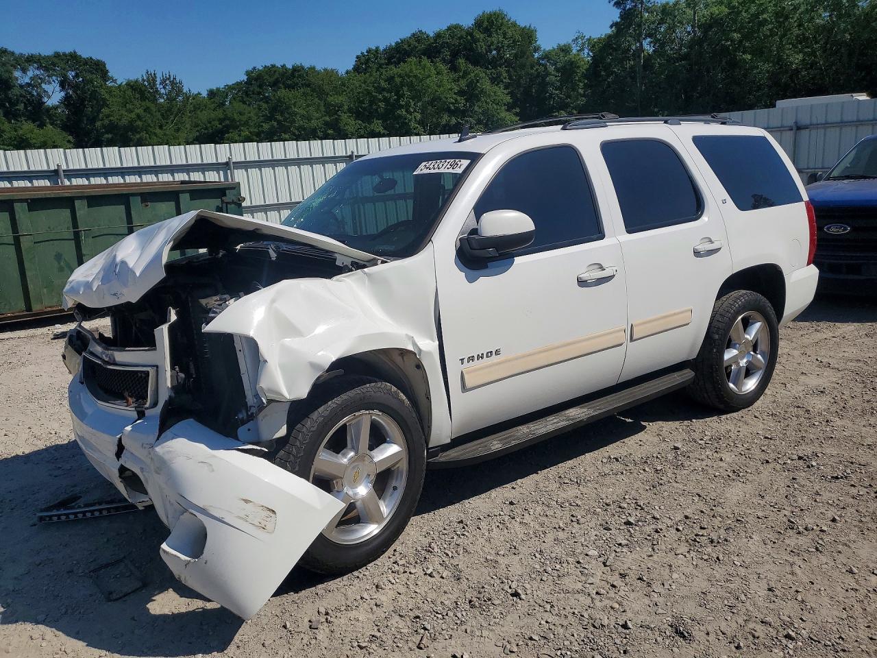 Salvage Chevrolet Tahoe Image