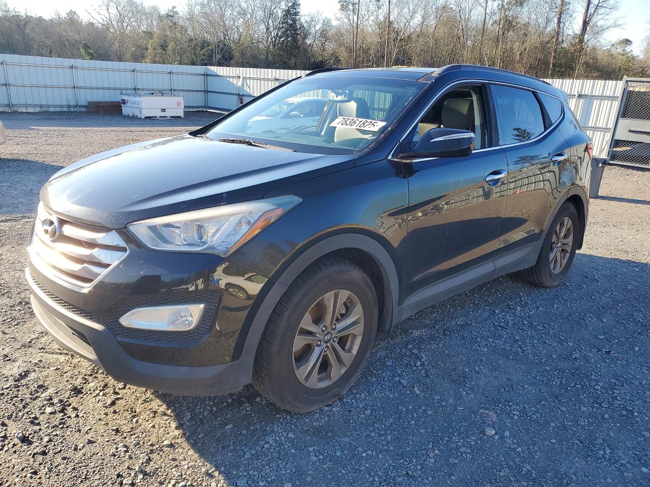 Salvage Hyundai SANTA FE Image