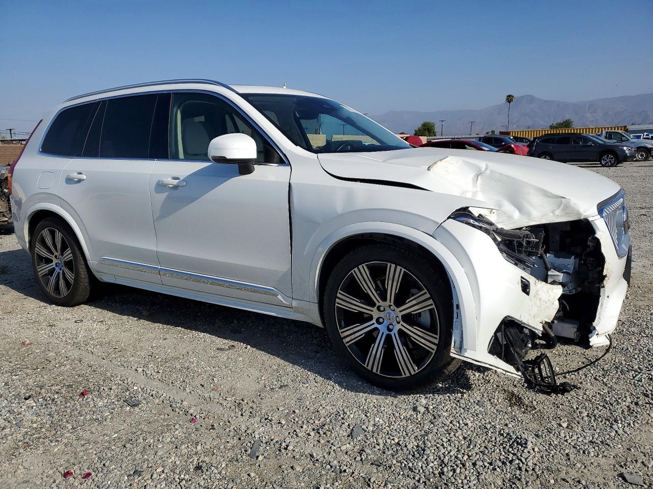 Volvo XC90 Ultra