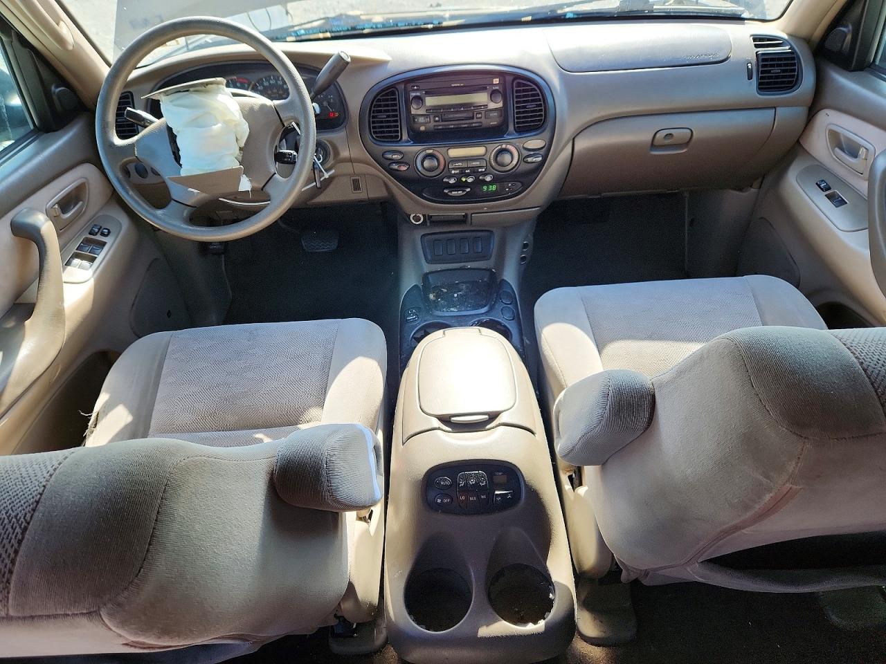 Toyota Sequoia Sr5