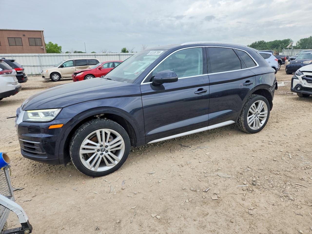 Salvage Audi Q5 Image