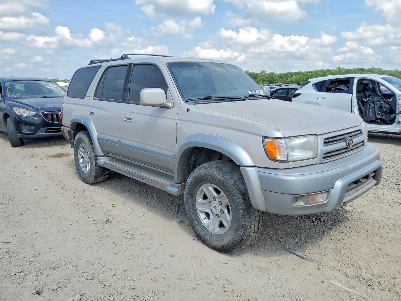 Toyota 4Runner Limited