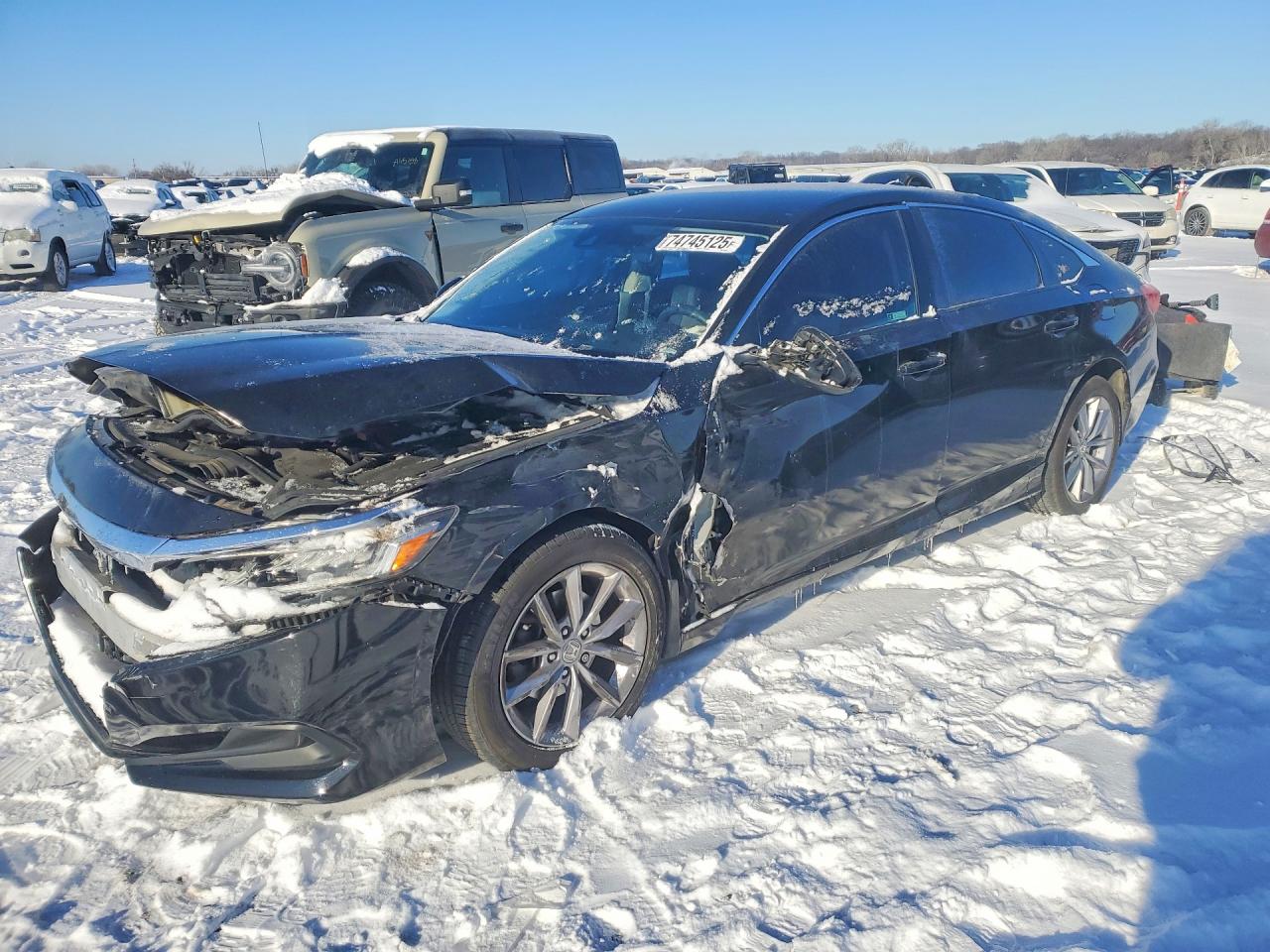 Salvage Honda Accord Image