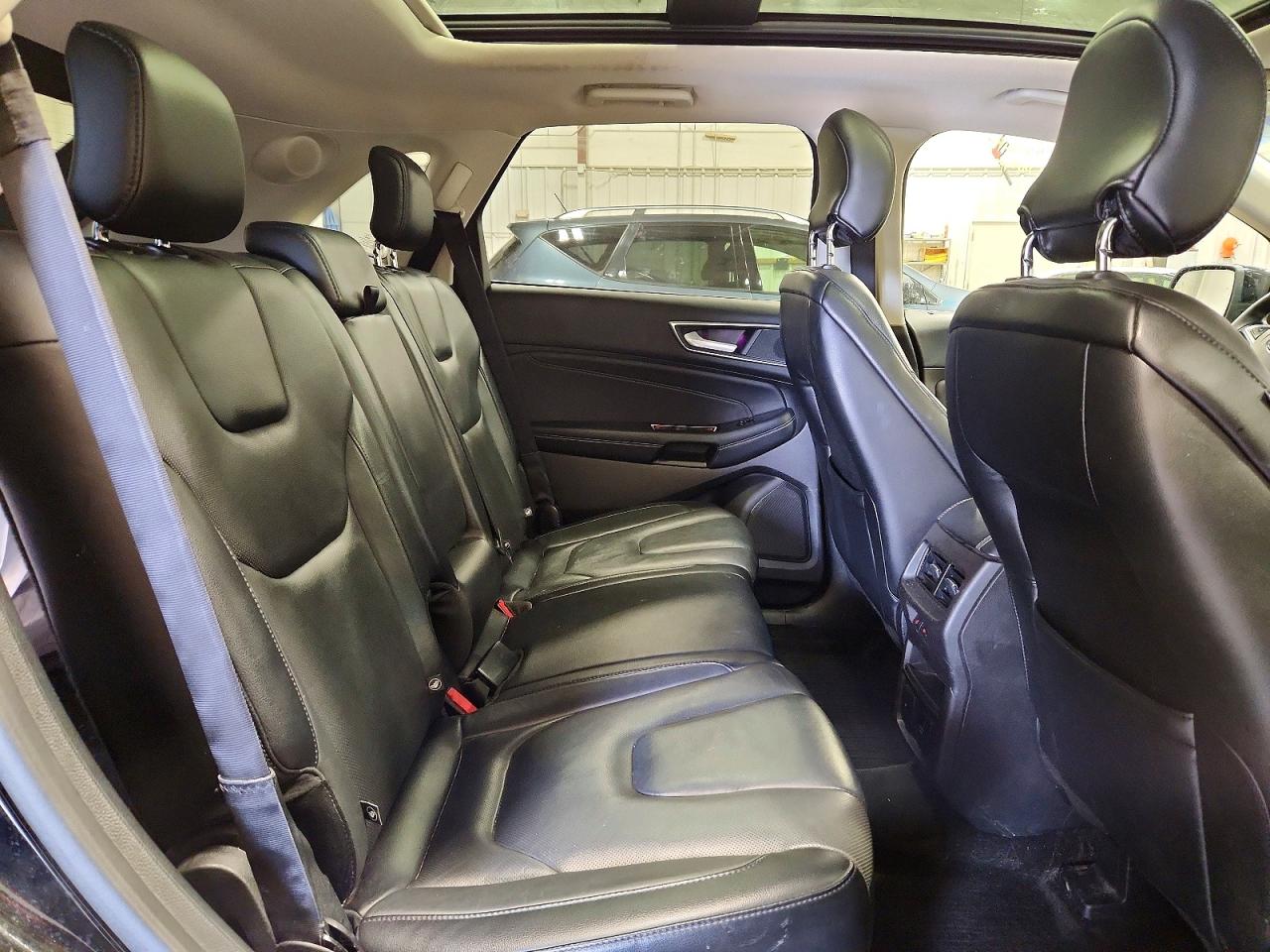 Ford Edge Titanium