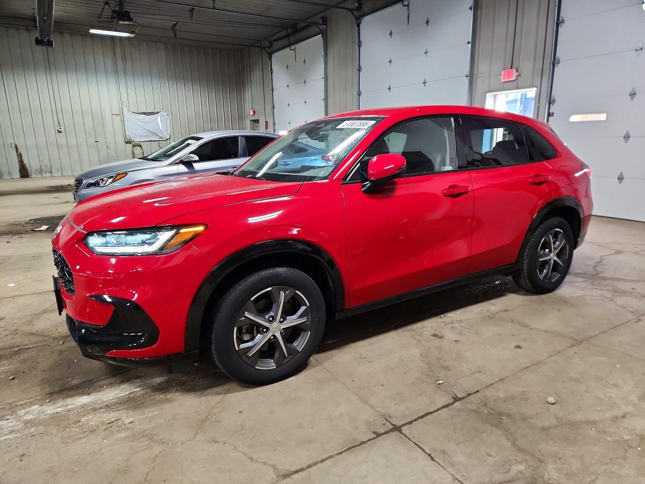 Salvage Honda HR-V Image
