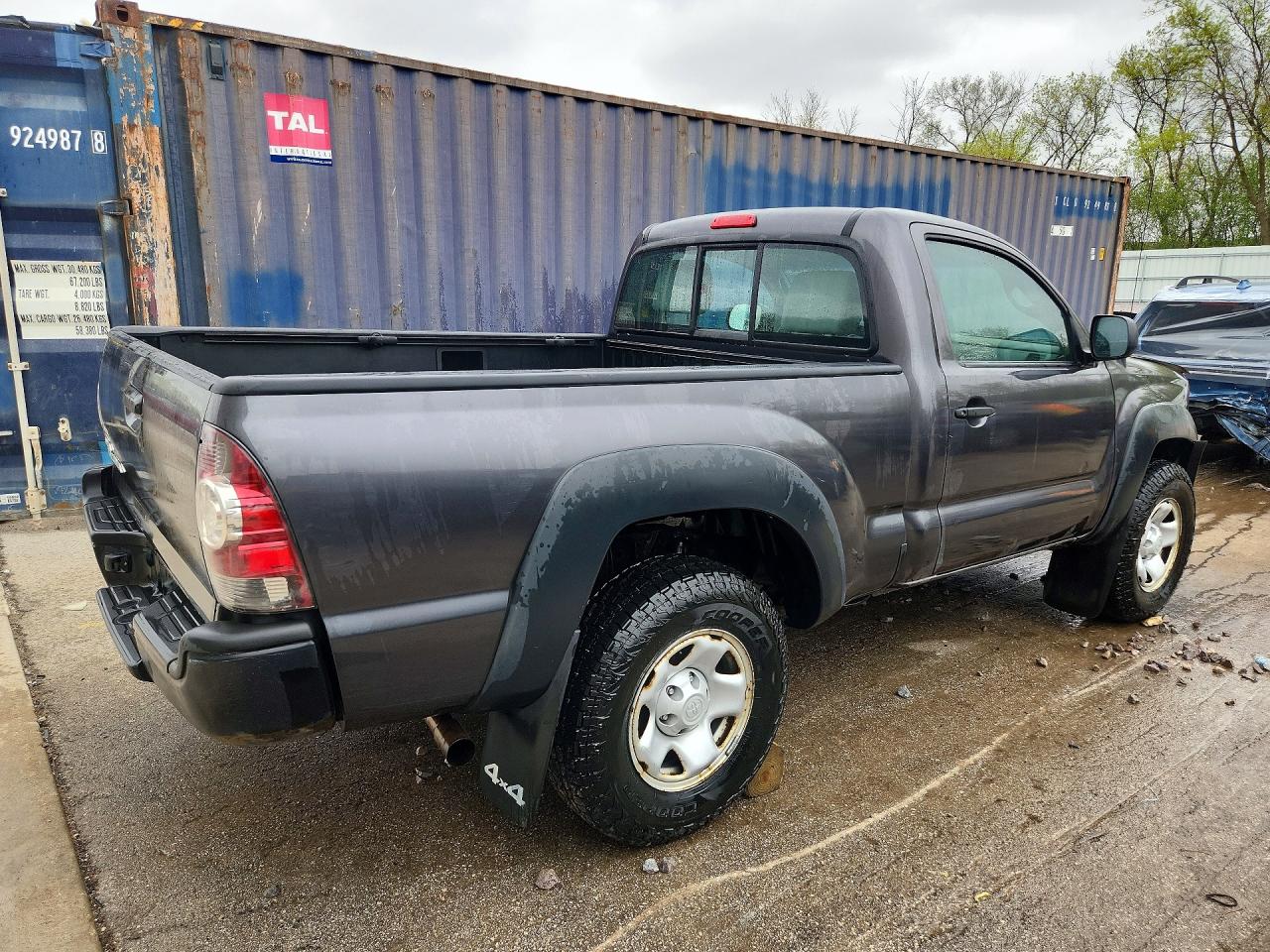 Toyota Tacoma Base