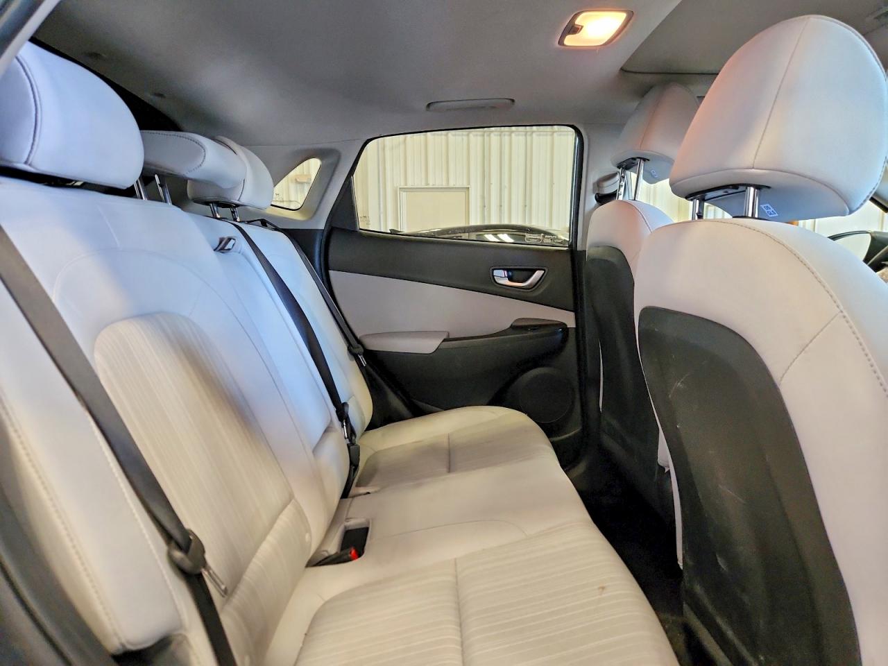 Hyundai KONA Sel