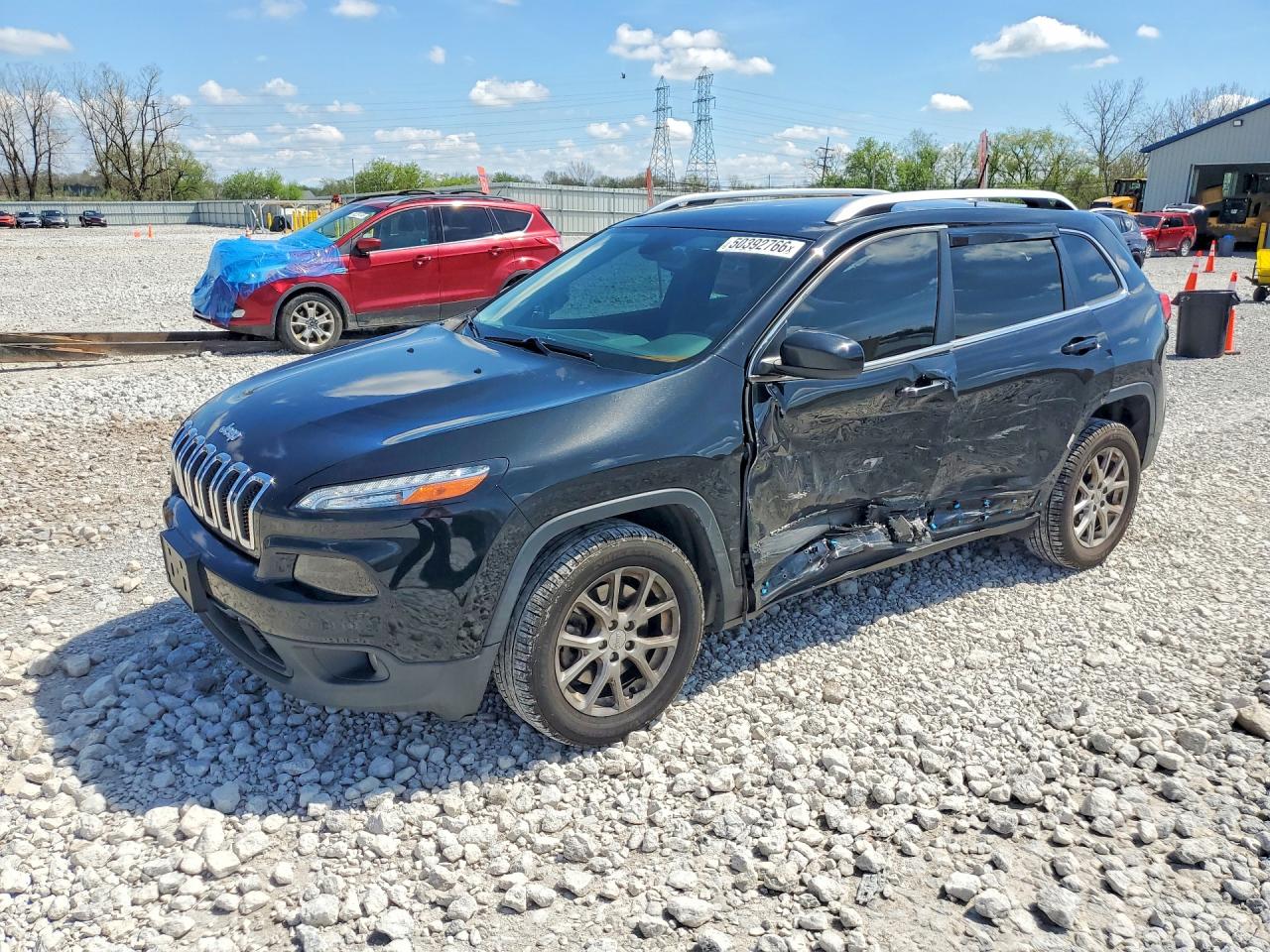 Salvage Jeep Cherokee Image