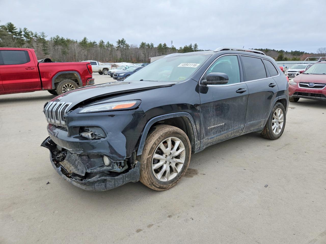 Salvage Jeep Cherokee Image