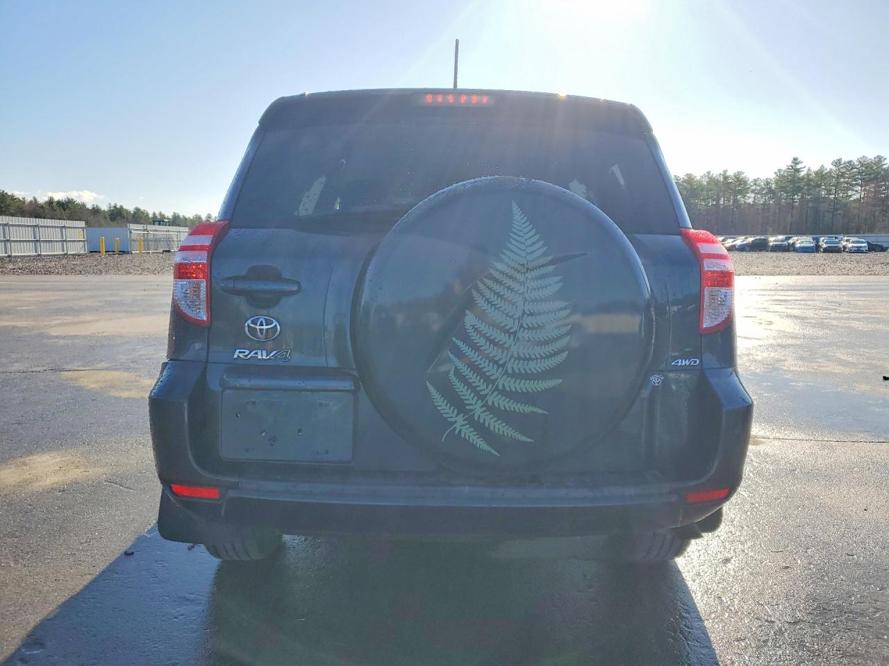 Toyota RAV4 Base
