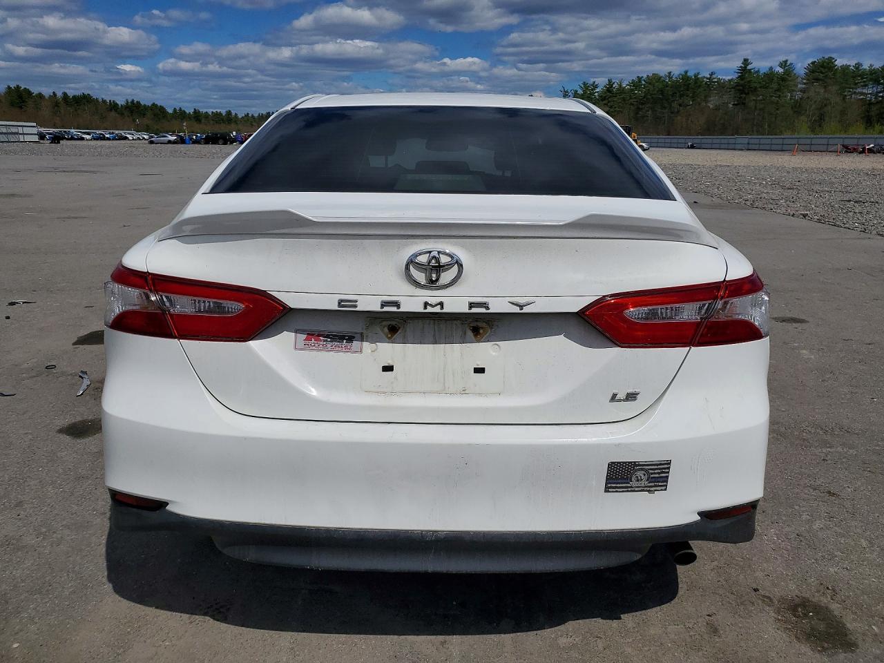 Toyota Camry Le