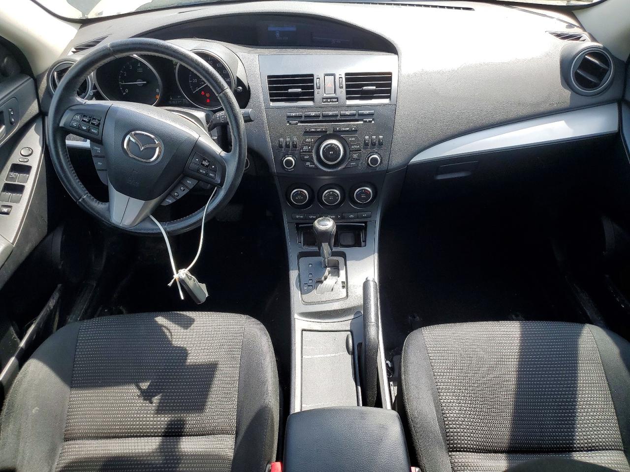 Mazda 3 I