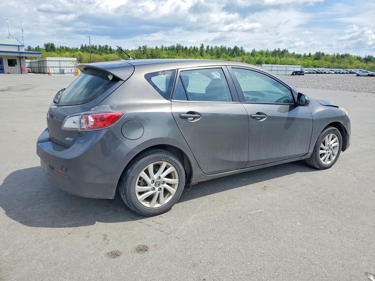 Mazda 3 I