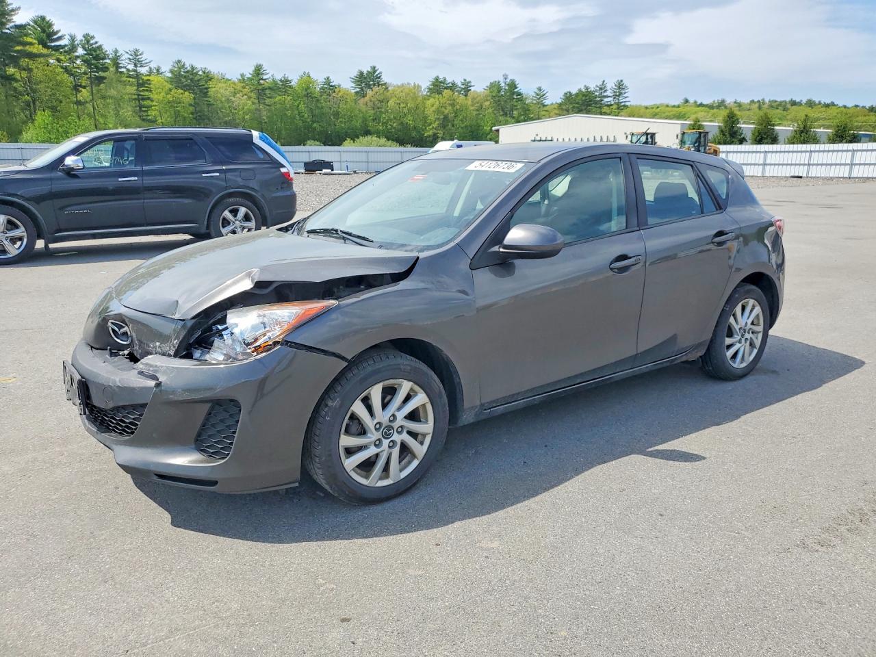 Salvage Mazda 3 Image