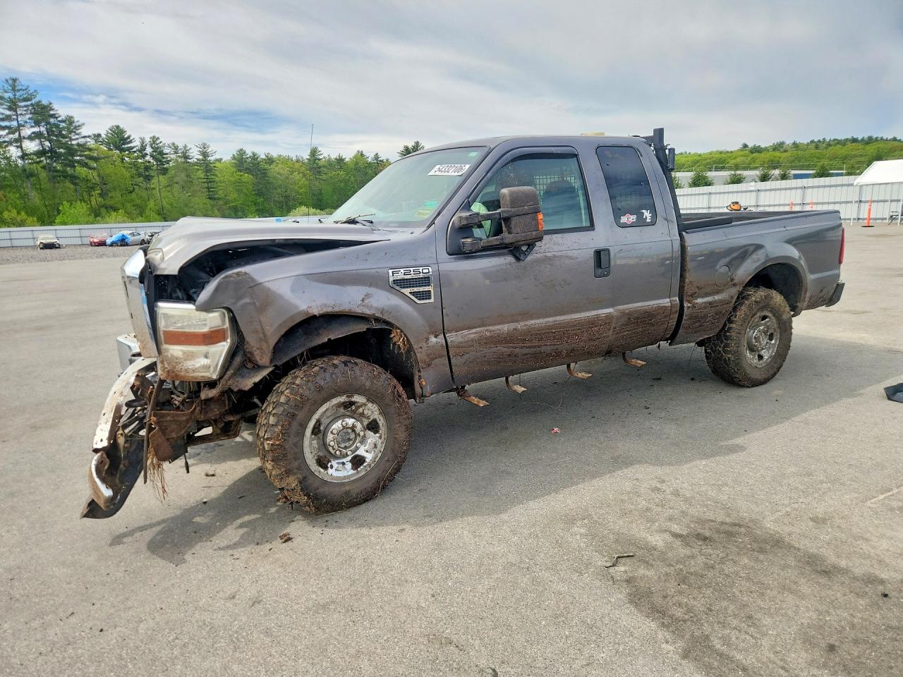 Salvage Ford F-250 Image