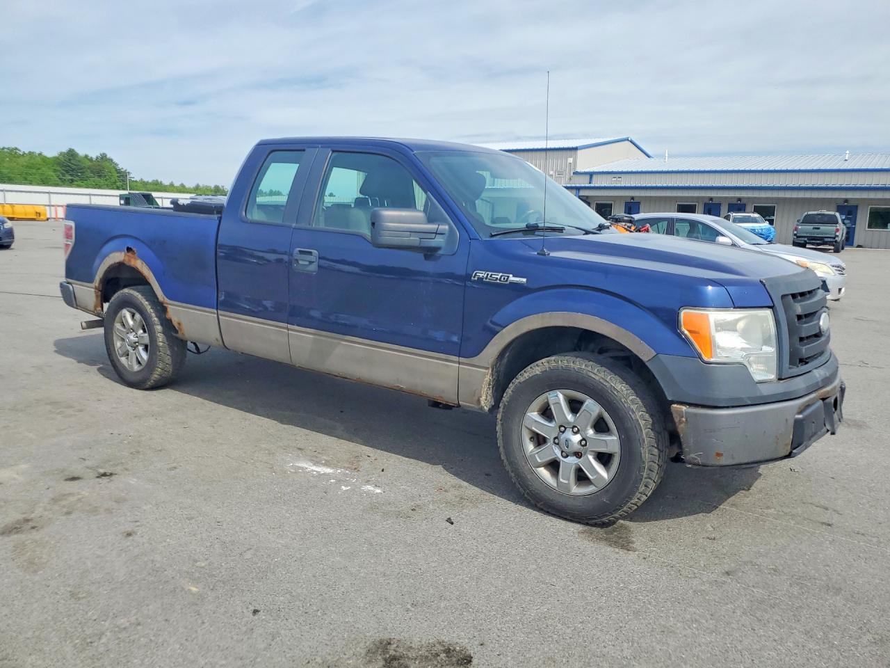 Ford F-150 Super Cab