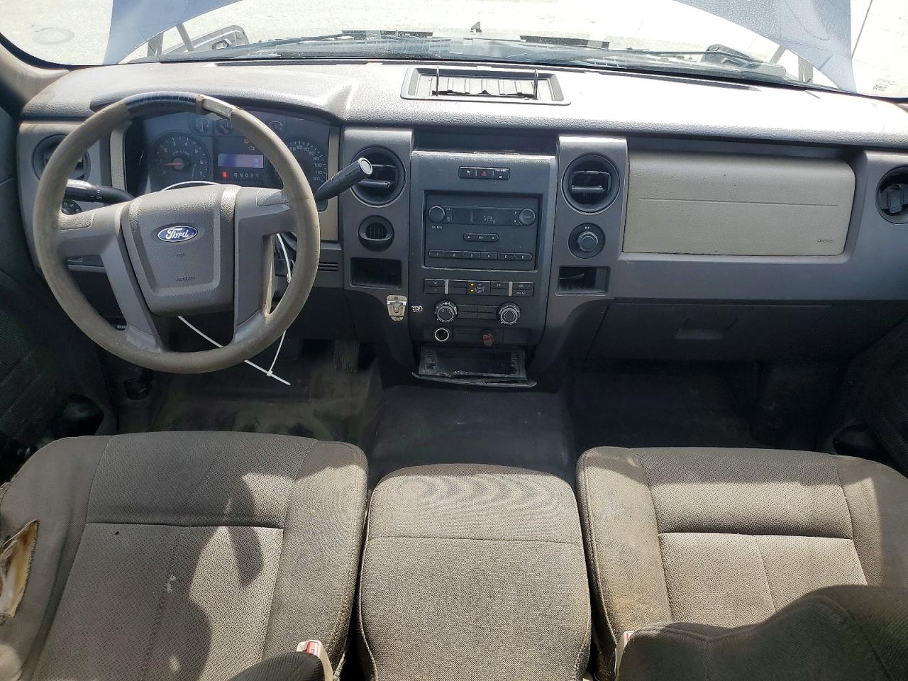 Ford F-150 Super Cab