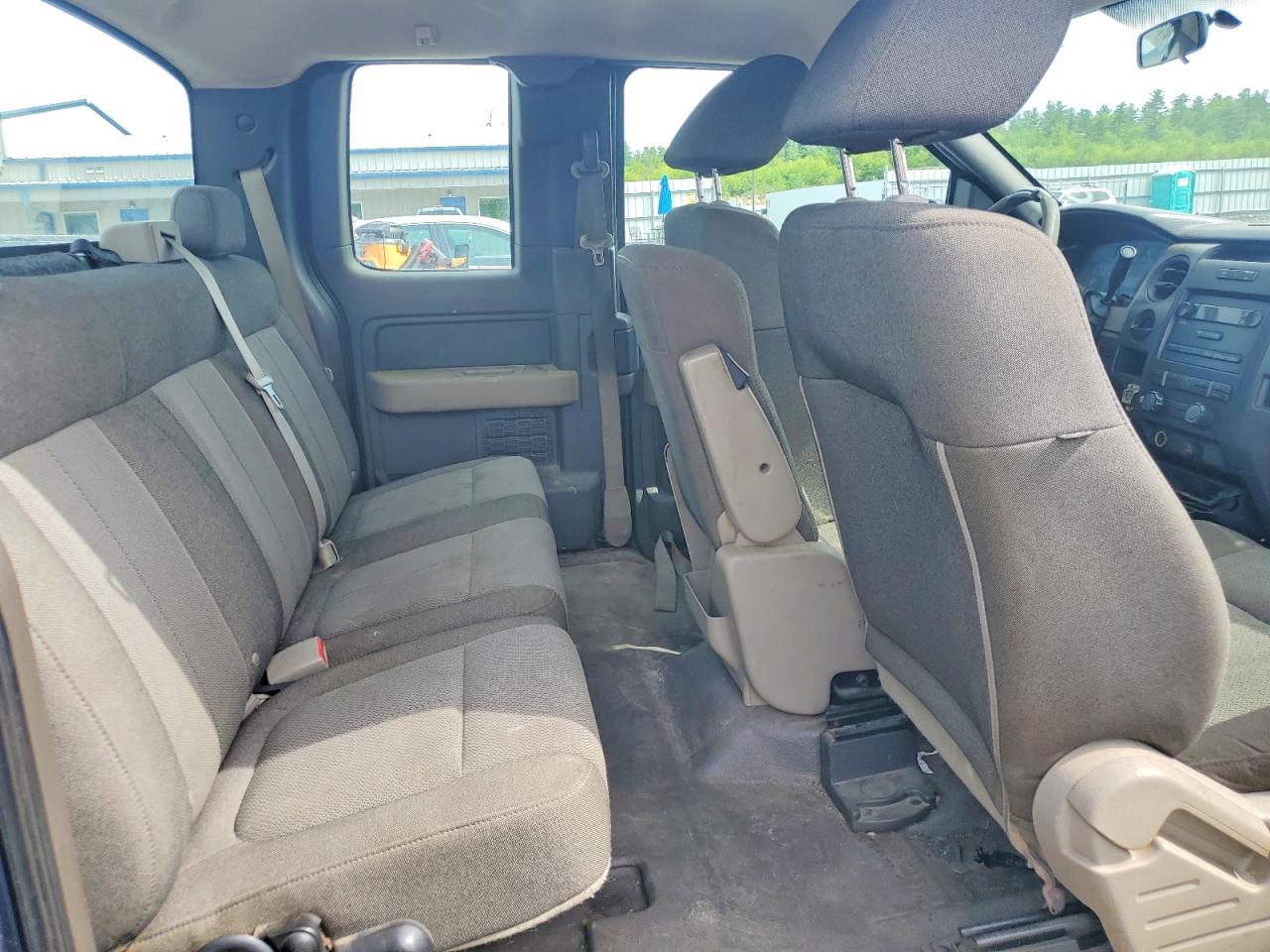 Ford F-150 Super Cab