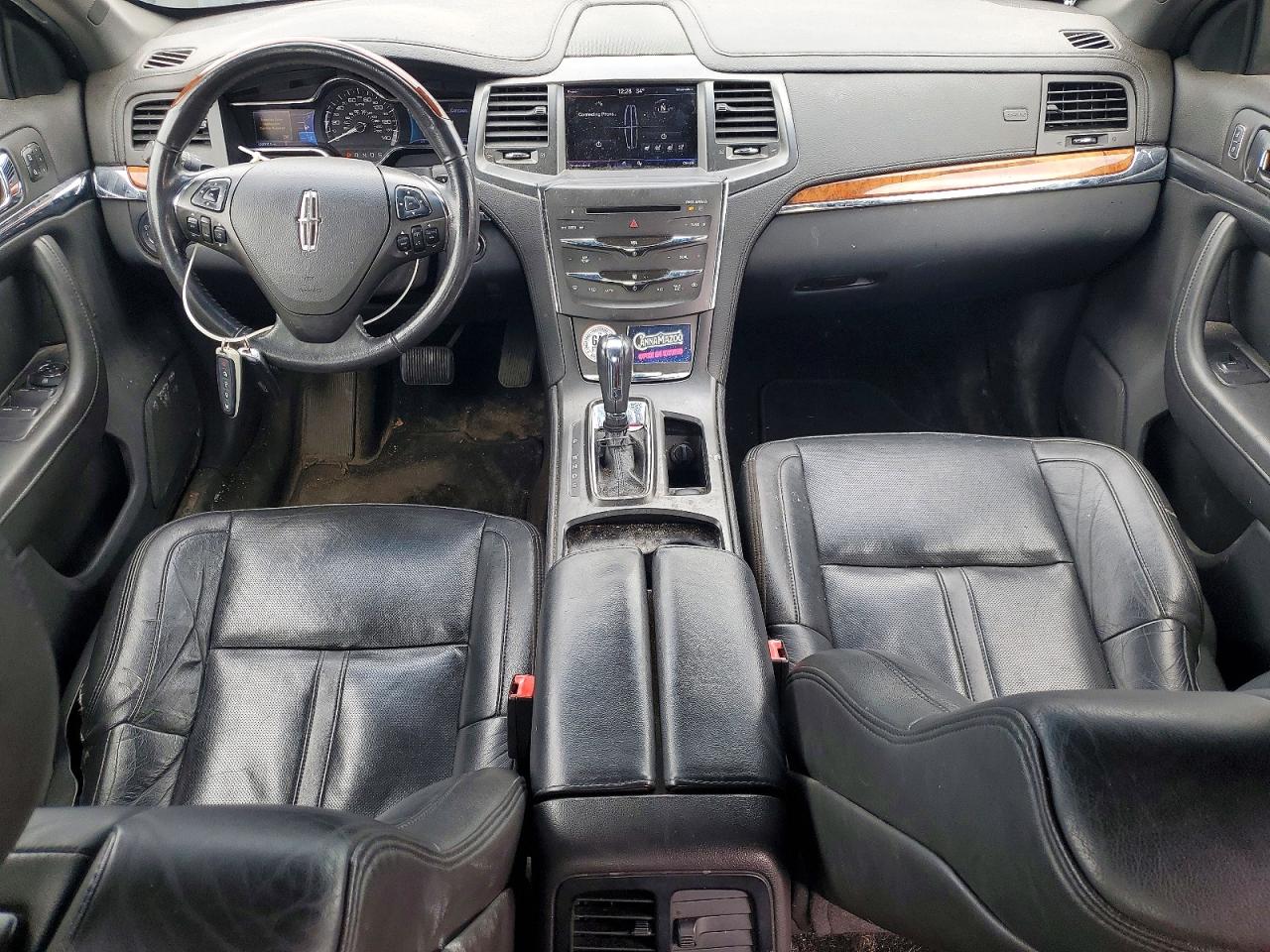 Lincoln MKS