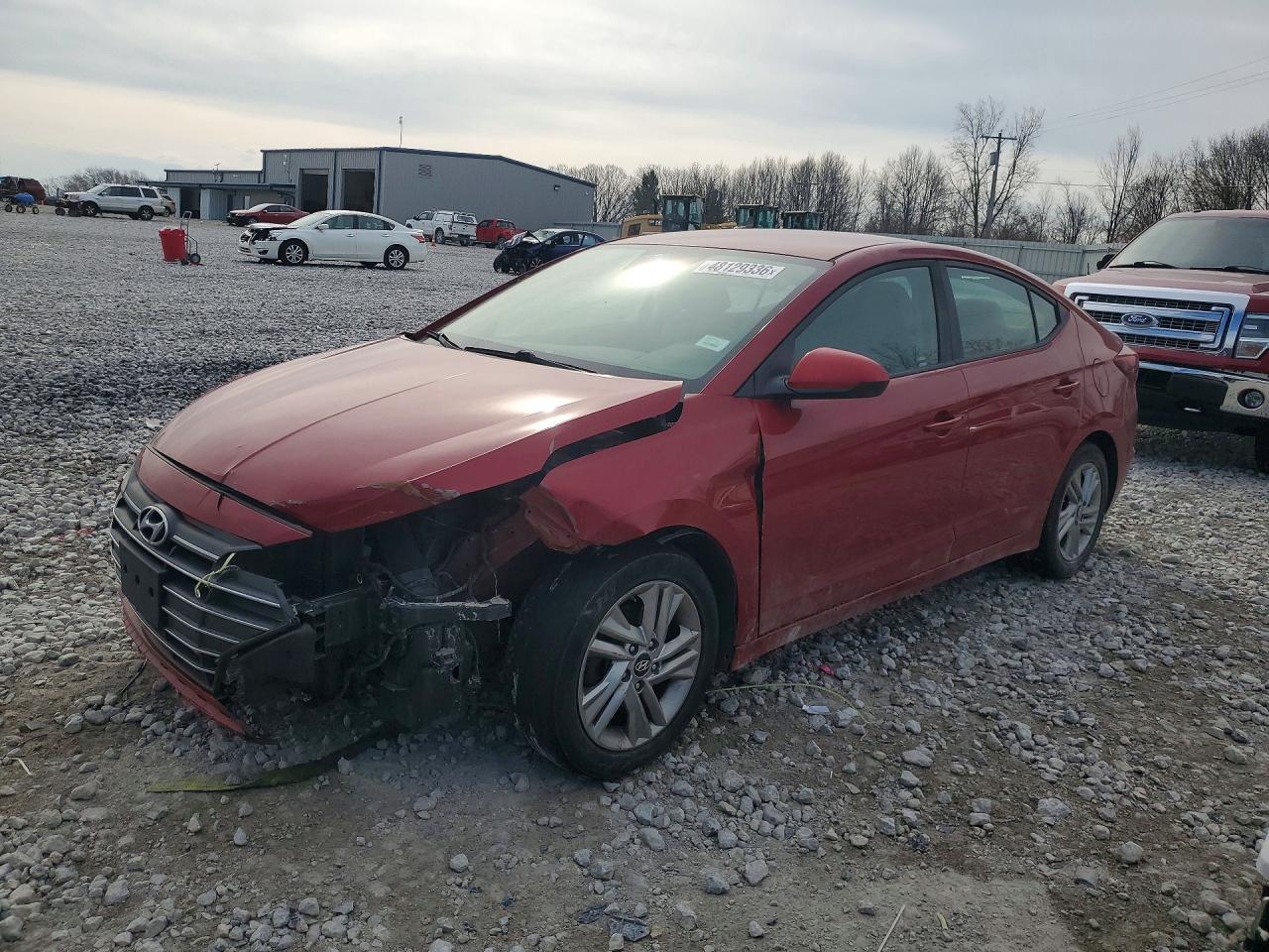 Salvage Hyundai ELANTRA Image