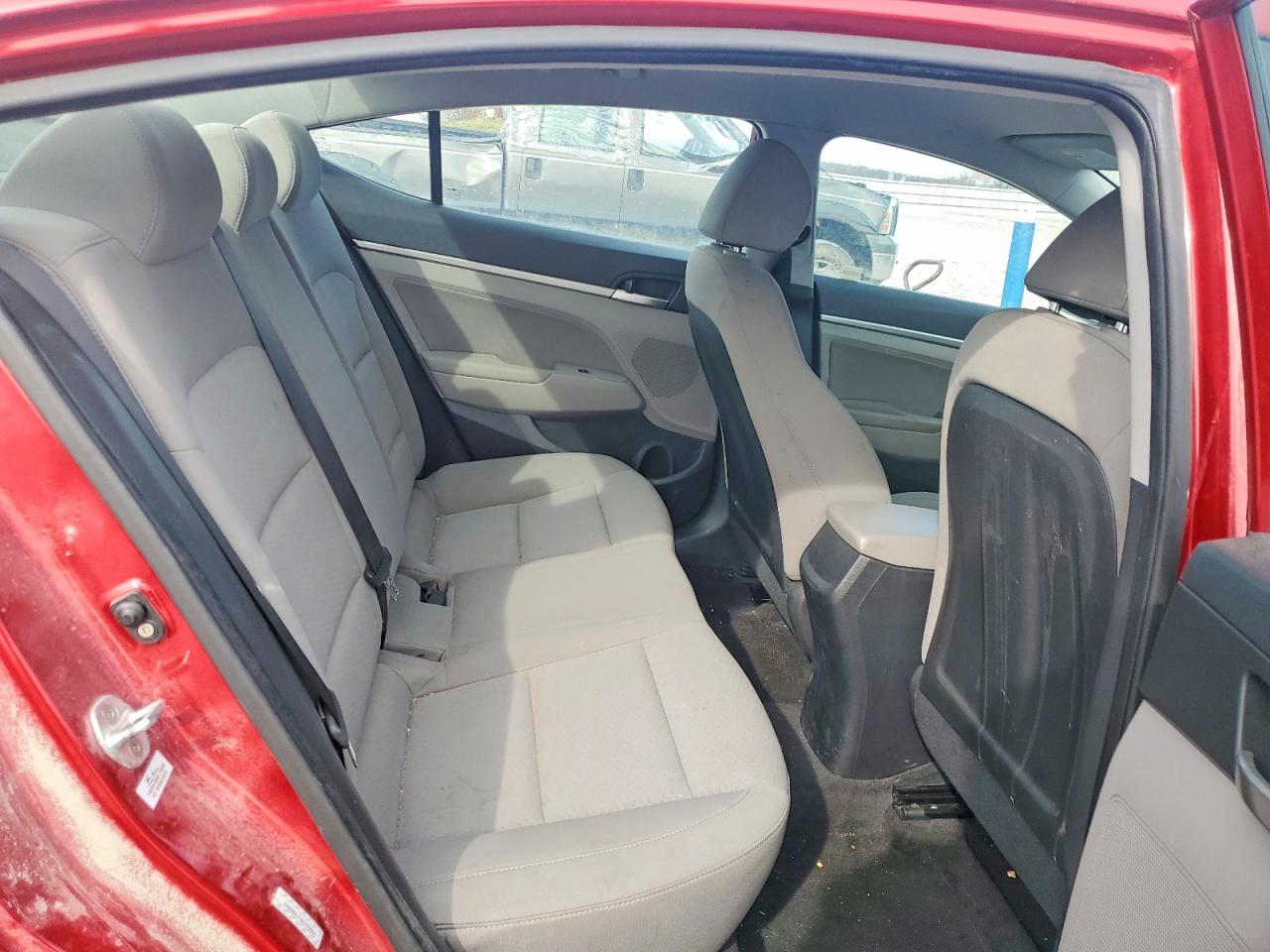 Hyundai ELANTRA Sel