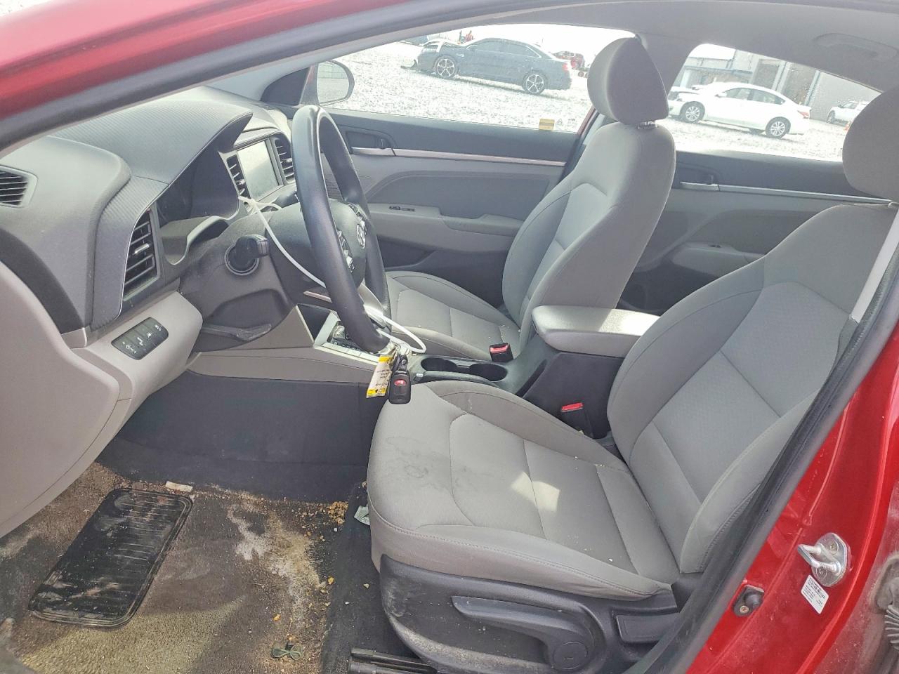 Hyundai ELANTRA Sel