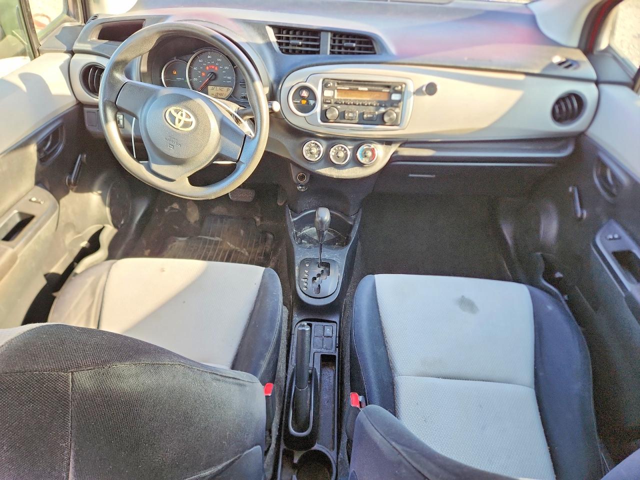 Toyota Yaris 5-door L