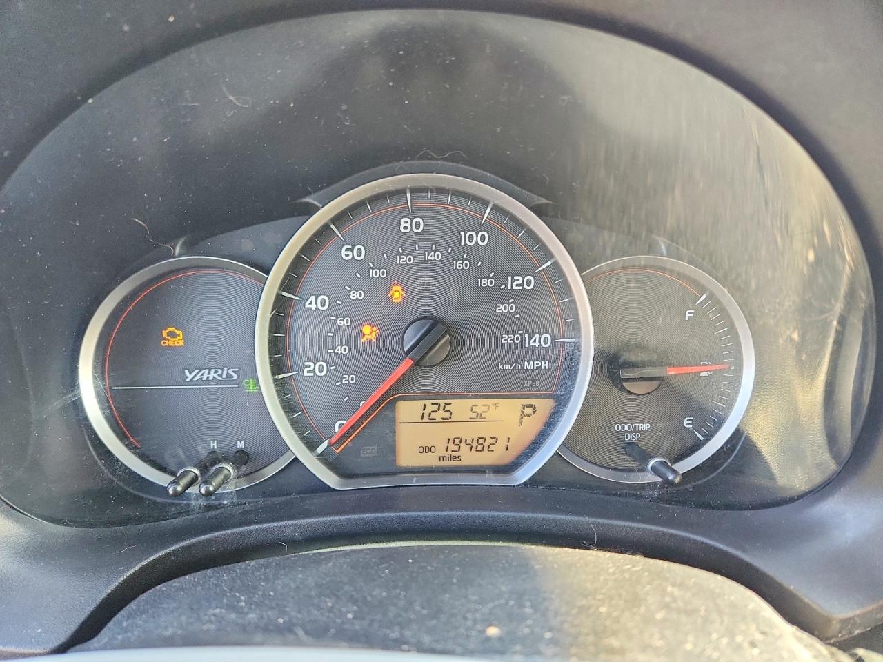 Toyota Yaris 5-door L