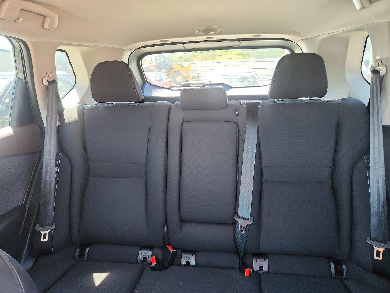 Nissan Rogue S