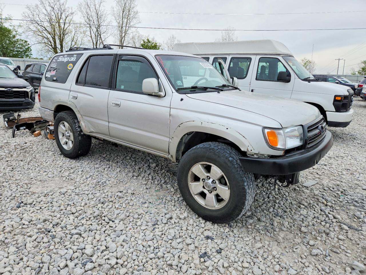 Toyota 4Runner Sr5