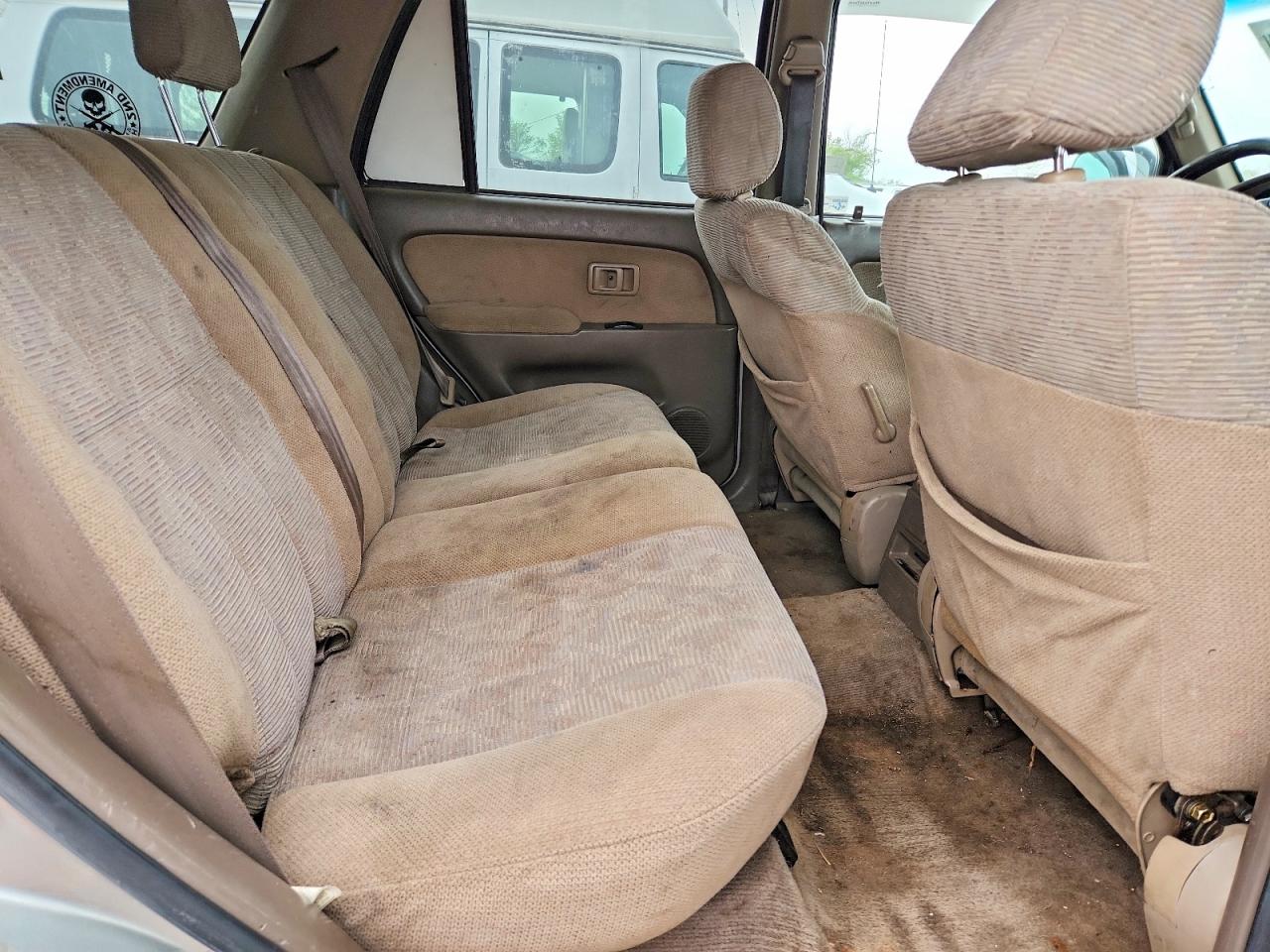 Toyota 4Runner Sr5