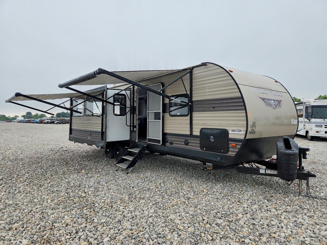 Salvage Wildwood Trailer Image