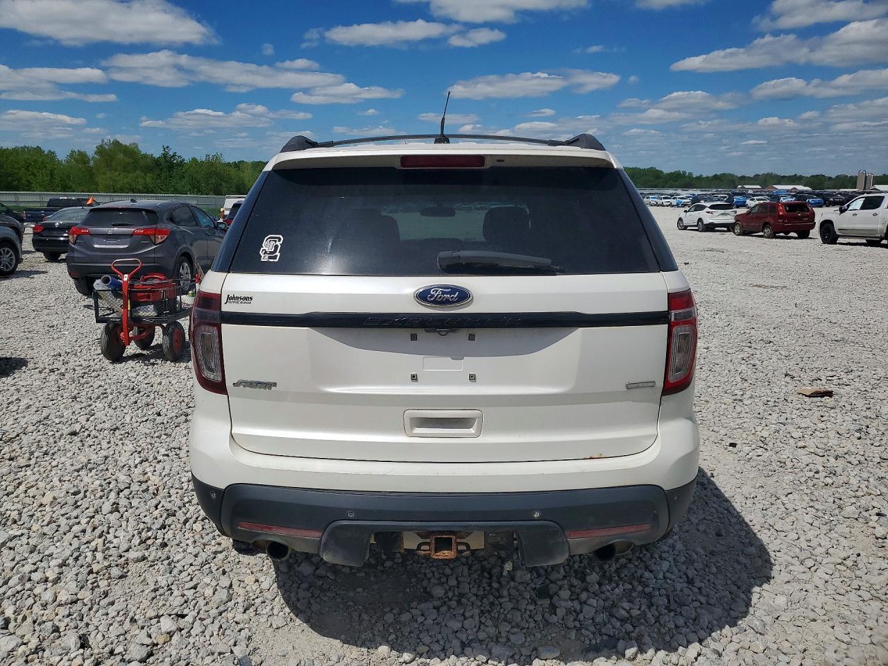 Ford Explorer Sport